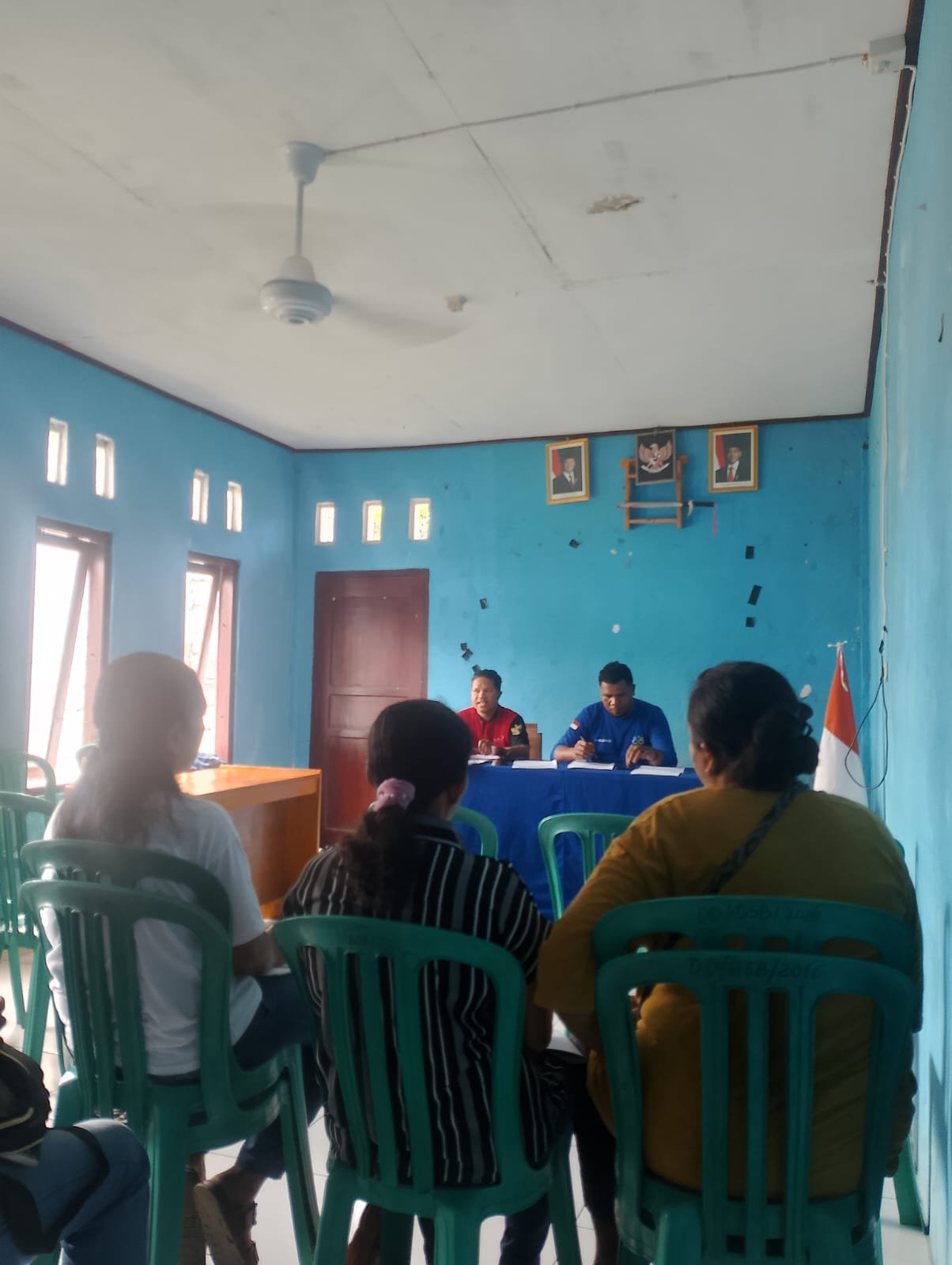 PERTEMUAN BKB OLEH PETUGAS BKKBN