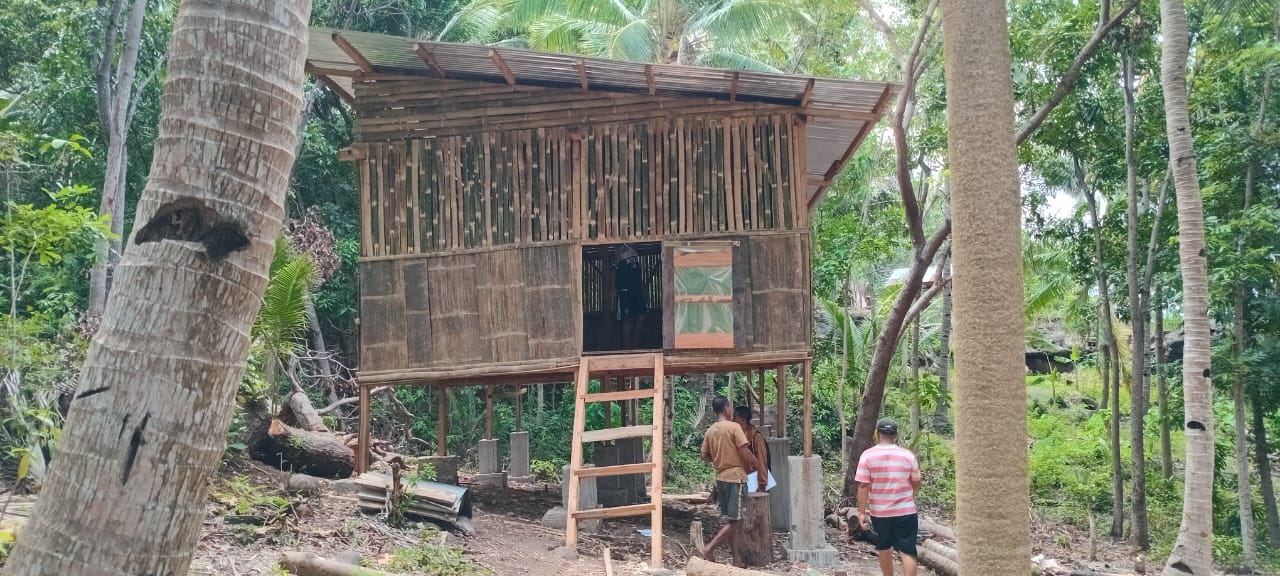 PEMBANGUNAN KANDANG AYAM KUB BUMDes PEUPALO DESA BOBA